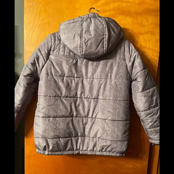 Tommy Hilfiger Fleece Lined Hooded Puffer Jacket🖤 - Picture 4 of 10